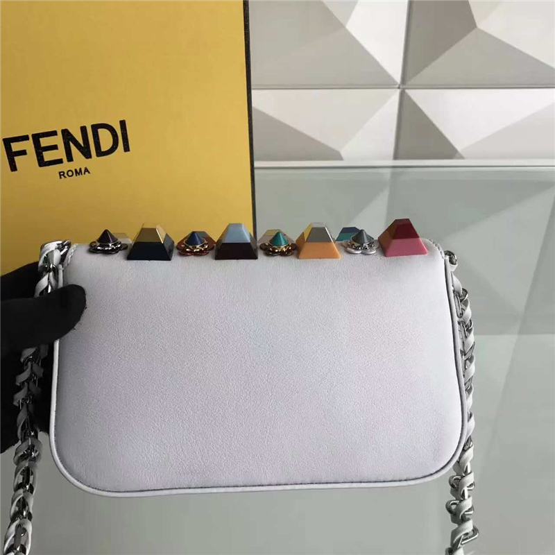 FENDI 芬迪305 彩鉆花MINI 3BAGUETTE 小牛皮雙F扣鏈條包肩背包 白色