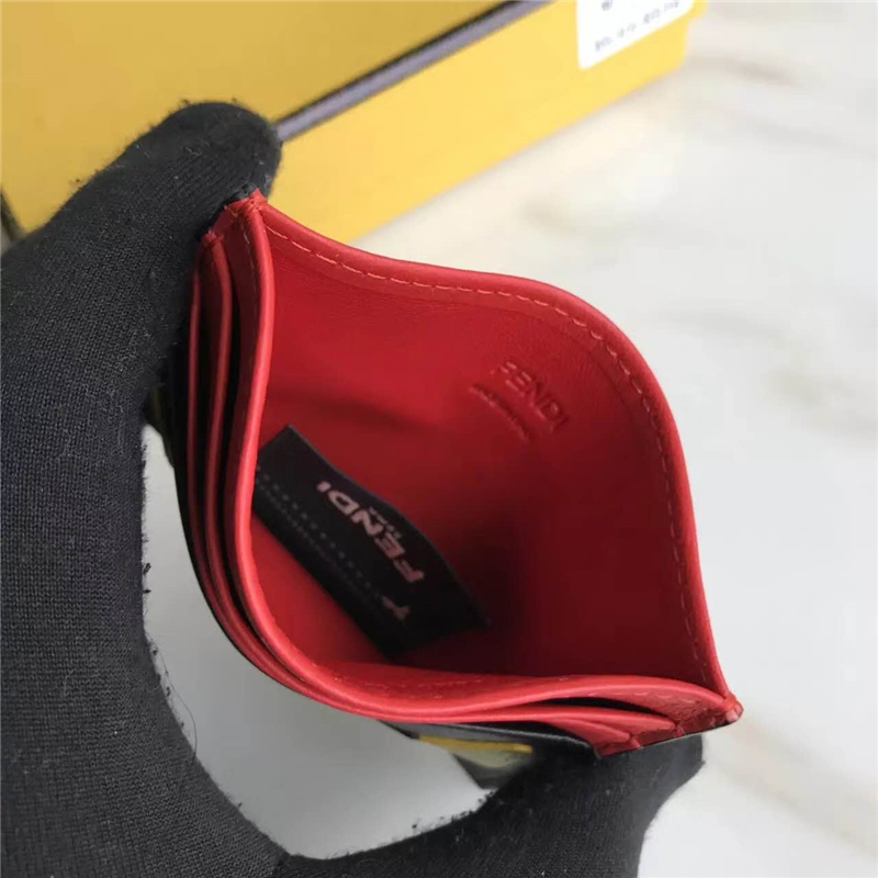 FENDI 芬迪 0166 升級版小怪獸眼睛柔軟平紋皮卡片夾 紅黑拼色黃眼