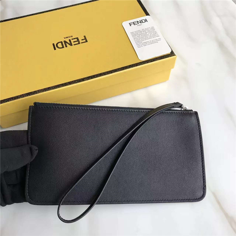 FENDI 芬迪 1512 2017新款小牛皮鉚釘裝飾纖薄拉鏈零錢包 黑色