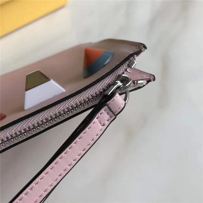 FENDI 芬迪 1512 2017新款小牛皮鉚釘裝飾纖薄拉鏈零錢包 櫻花粉