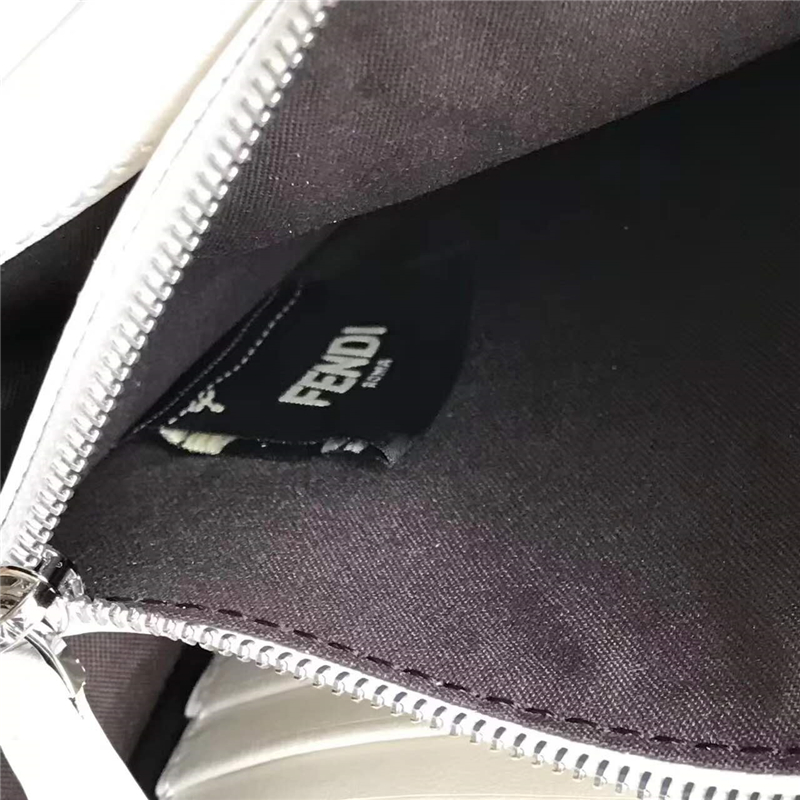 FENDI 芬迪 004 2017秋冬新款 真皮翻蓋迷你鏈條手袋手拿包 白色