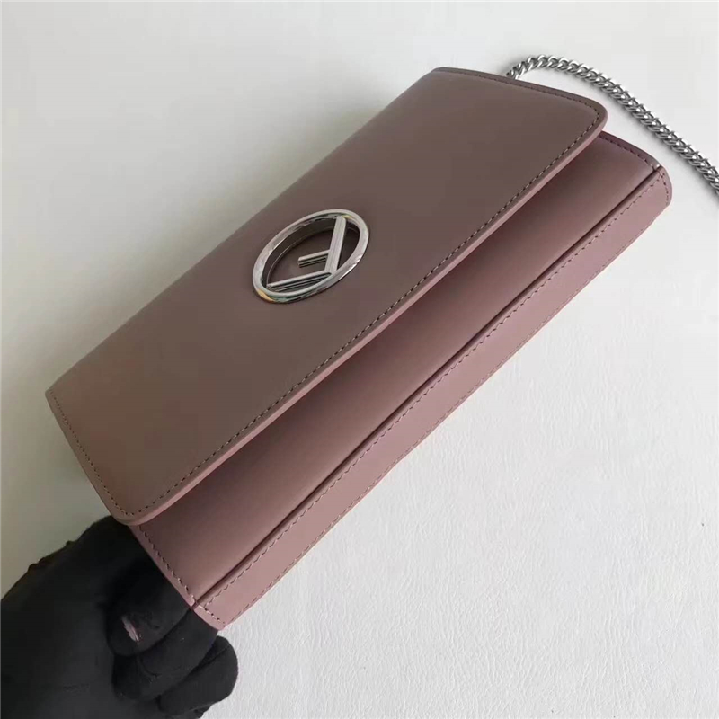 FENDI 芬迪 004 2017秋冬新款 真皮翻蓋迷你鏈條手袋手拿包 紅褐色