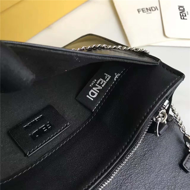 FENDI 芬迪 6346 柔軟板巖軟羊鏈式皮夾 金屬環 可拆卸鏈條肩帶 黑色