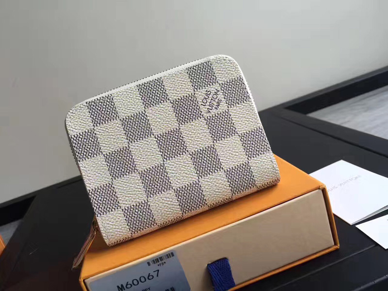 N63069 LV ZIPPY 拉鏈零錢包 LV經典白格錢夾 LV拉鏈短錢夾