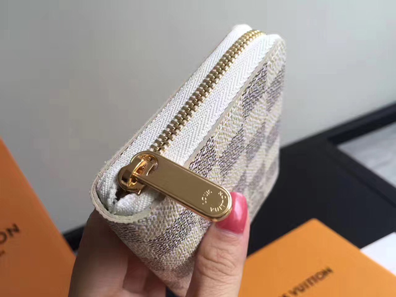 N63069 LV ZIPPY 拉鏈零錢包 LV經典白格錢夾 LV拉鏈短錢夾
