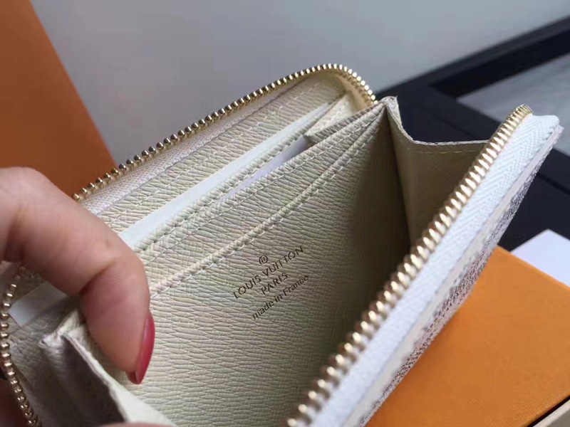 N63069 LV ZIPPY 拉鏈零錢包 LV經典白格錢夾 LV拉鏈短錢夾