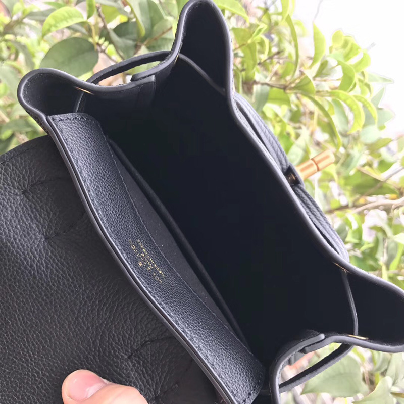 M54573 LV LOCKME 迷你雙肩包 LV背包 LV扭鎖雙肩包 LV全皮背包