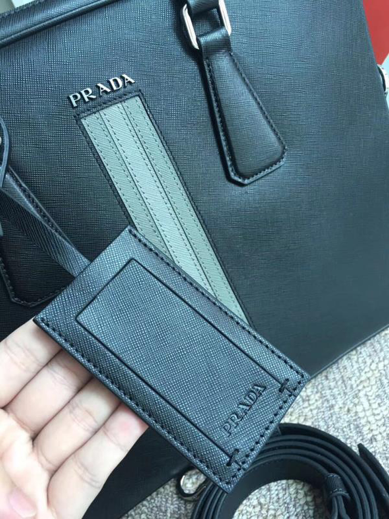 2VE368 Prada普拉達(dá)男包 Prada男士公文包 普拉達(dá)十字紋手提包 黑色