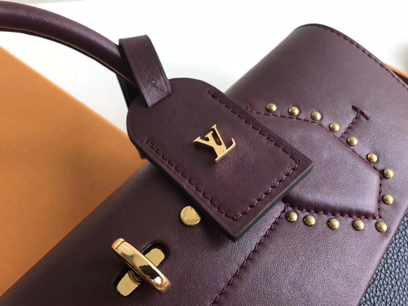 M54925 LV Pochette City Steamer 手袋 LV2017秋冬新款 LV女包