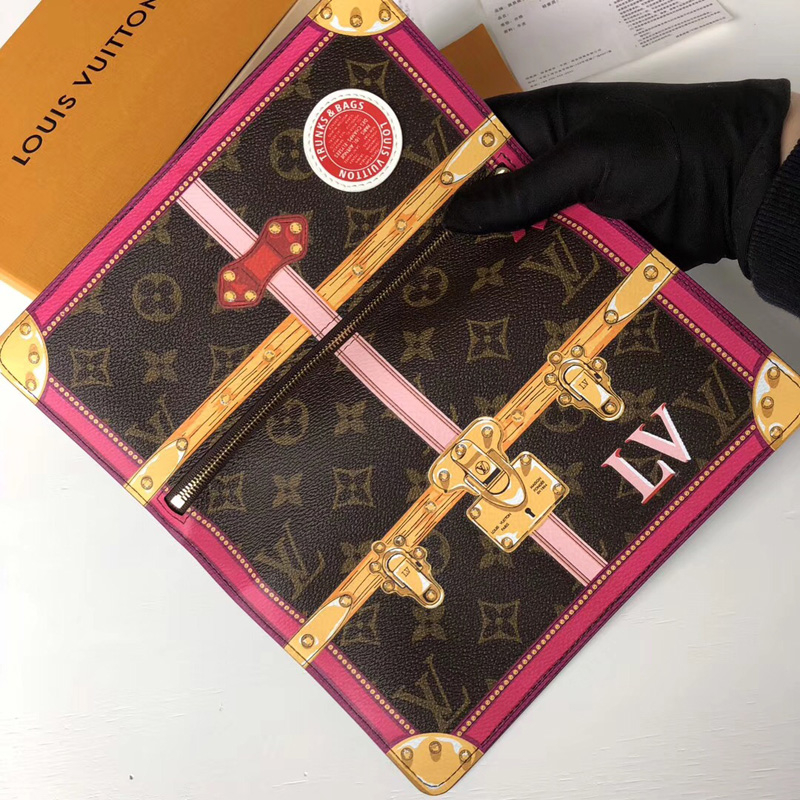 M62456 LV Pochette Weekend 手袋 LV掛鎖絲印圖案女包 LV女士單肩包 LV鏈條包