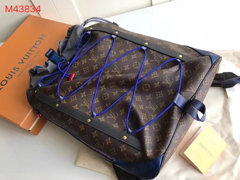 M43834 LV Backpack Outdoor 雙肩包 LV2018春夏新款 LV雙肩包 LV背包