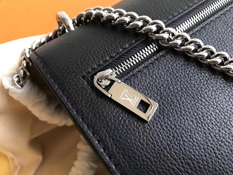 M51418 LV MyLockme BB 手袋 LV女包 LV全皮空姐包 LV校園書包 黑色