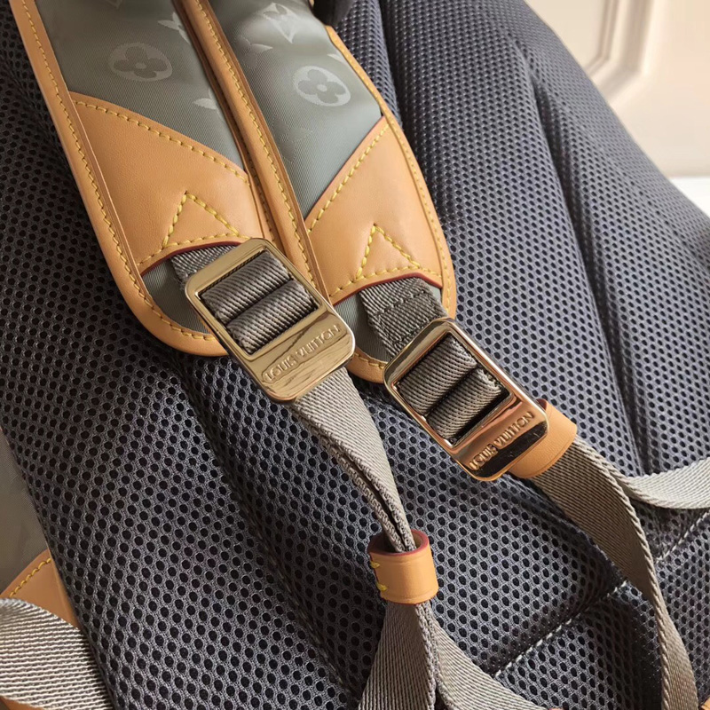 M43881 LV MONOGRAM TITANIUM 雙肩包 LV男包 LV背包 LV雙肩包