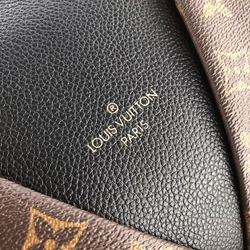 M43976 LV V Tote BB 手袋 LV Monogram帆布老花女包 LV女包 黑色