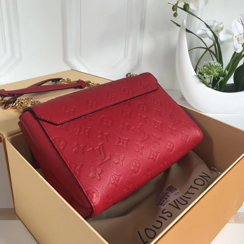 M43936 LV Vavin 小號手袋 LV女包 LV牛皮壓花女包 LV鎖扣包 LV鏈條包 紅色