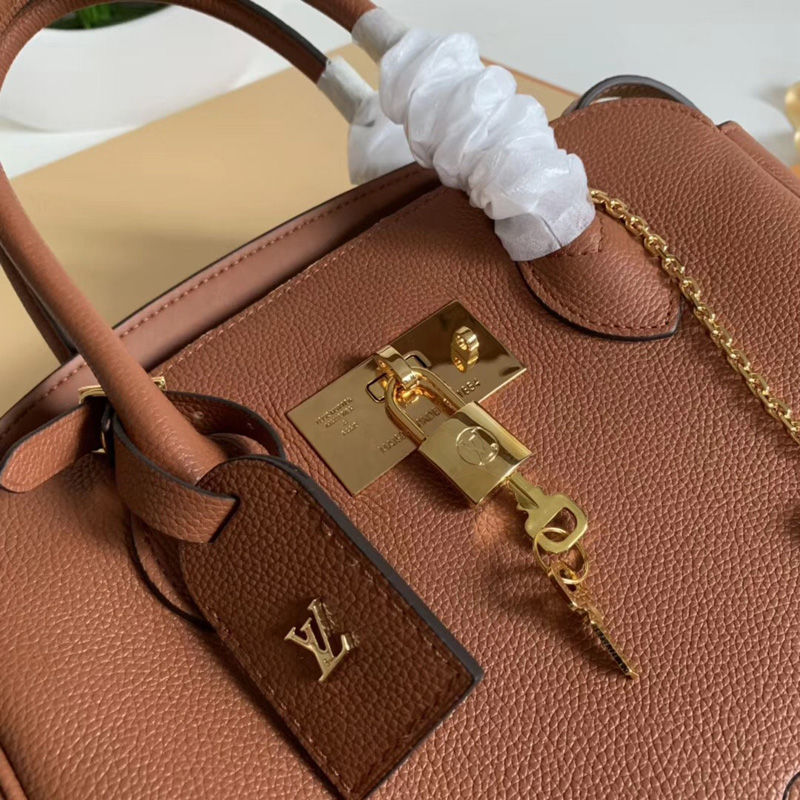 M51684 LV MILLA 小號手袋 Veau Nuage小牛皮女包 LV單肩手提包 棕色