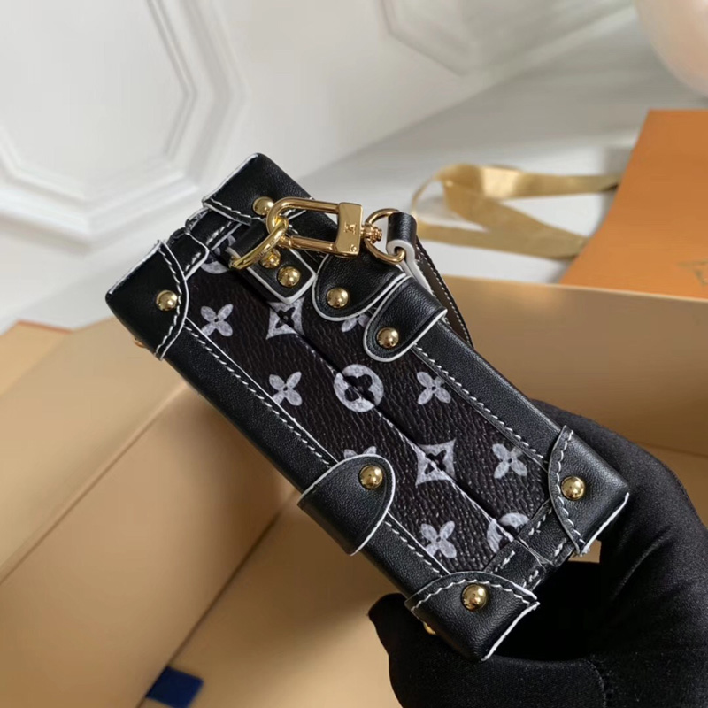 M44437 LV PETITE MALLE 手袋 LV2019貓犬圖案新款女包 LV盒子包