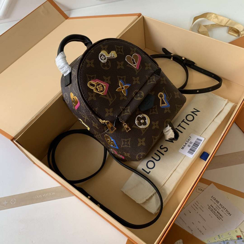 M44367 LV PALM SPRINGS 迷你雙肩包 2019情人節(jié)限定 LV背包 LV雙肩包