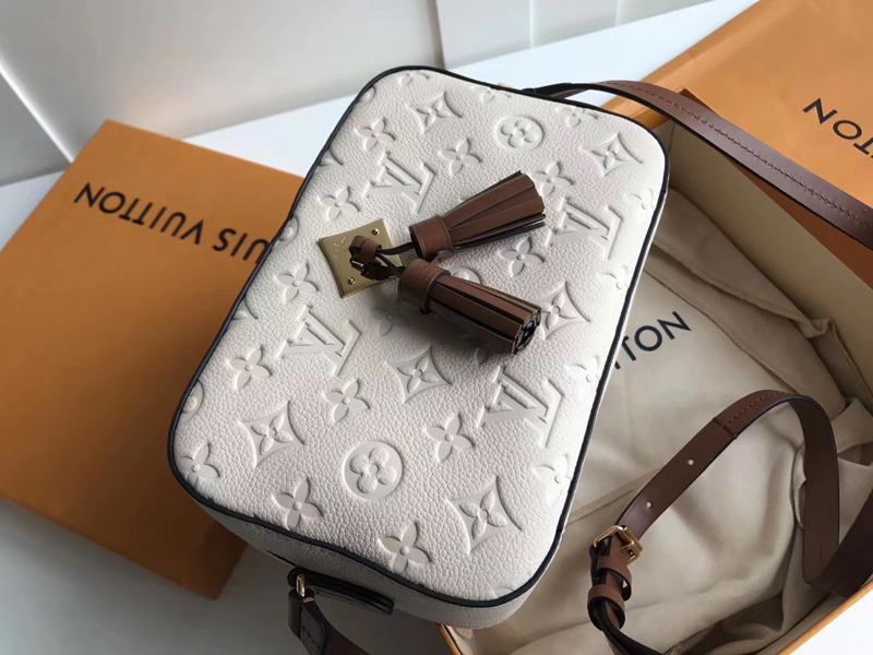 M44597 LV SAINTONGE 手袋 Monogram Empreinte 壓紋皮革女包 奶白色