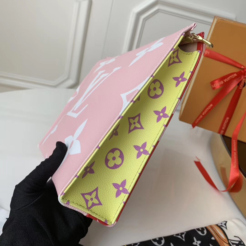 M67692 LV Toilet Pouch XL 盥洗袋 超大Monogram花朵圖案 LV手包 紅色
