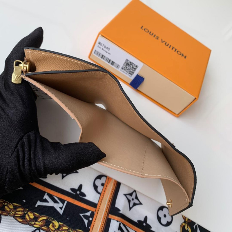 M67640 LV ZOE 錢夾 Monogram 涂層帆布信封錢包 卡其色