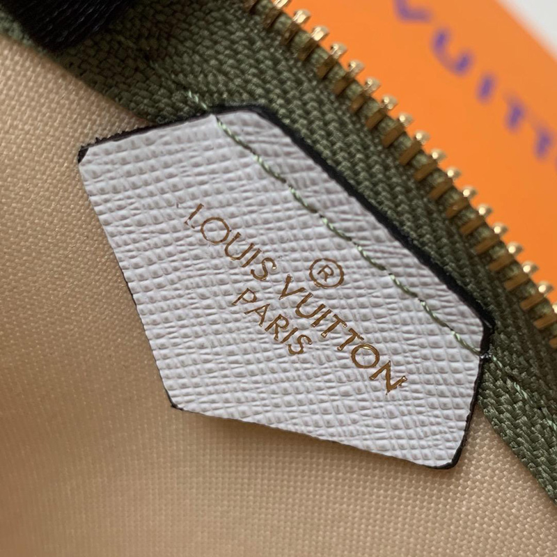 M67579 LV MICRO POCHETTE ACCESSORIES 小手袋 Monogram 涂層帆布零錢包 卡其色
