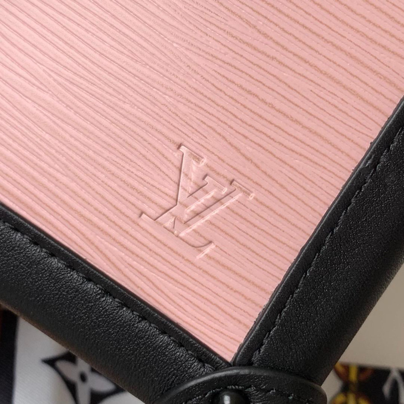 M67872 LV TRUNK VERTICAL 鏈條包 Epi牛皮 S形鎖扣包 粉色