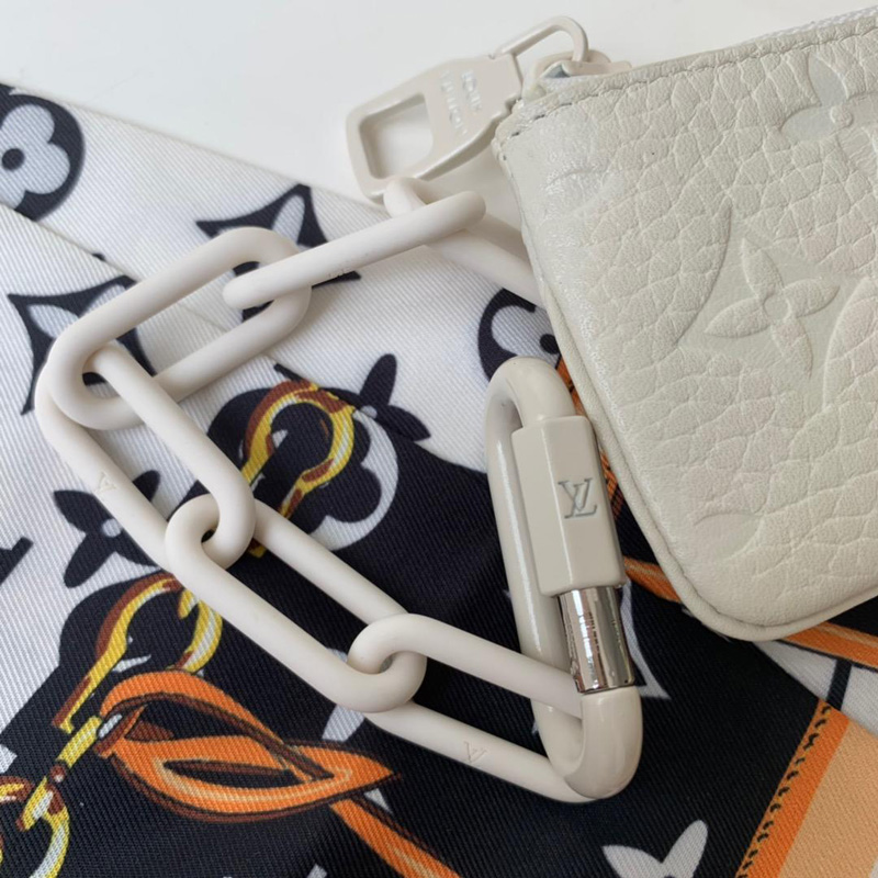 M67451 LV鑰匙包 Taurillon Monogram小公牛皮零錢包 粉白色