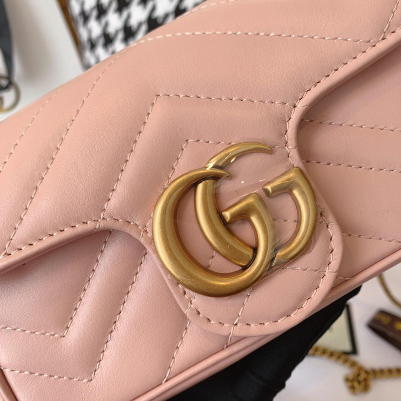 476433 Gucci GG Marmont系列絎縫皮革超迷你手袋 粉色