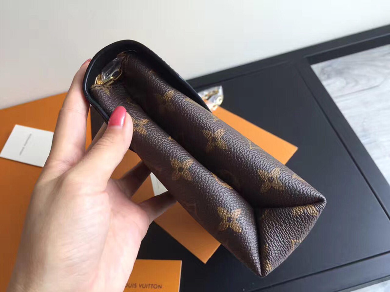 M41223 LV PallasChain手袋 Monogram帆布女包 LV鏈條包 黑色