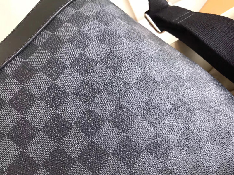 N40003 LV MICK 小號手袋 LV2017新款男士郵差包 LV男士斜挎包