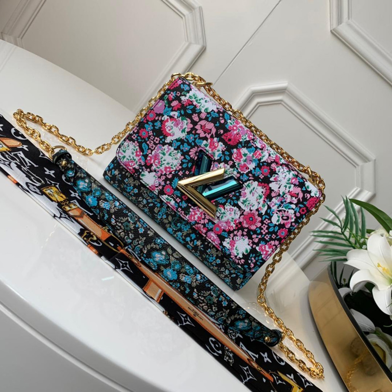 M55038 LV TWIST 小號手袋 Nicolas Ghesquiere花卉女包 粉色