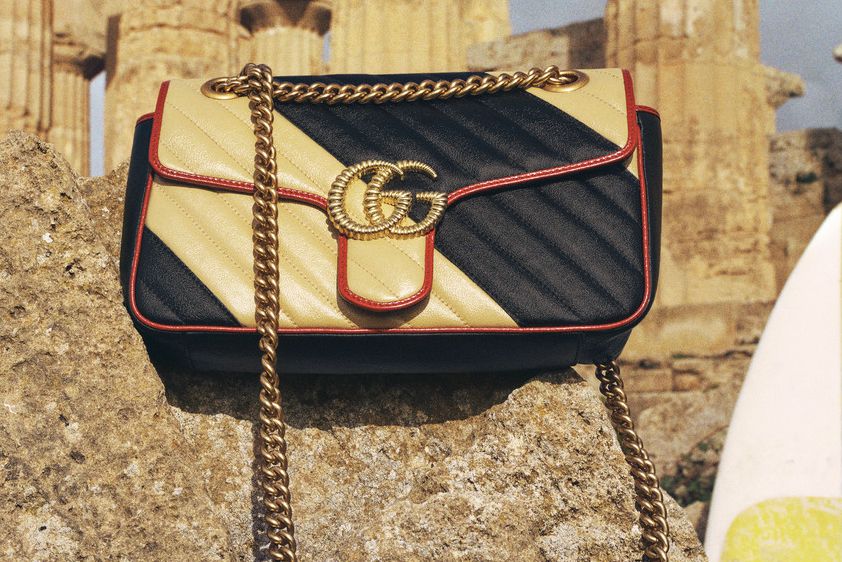 Gucci GG Marmont:時髦雙色拼接包
