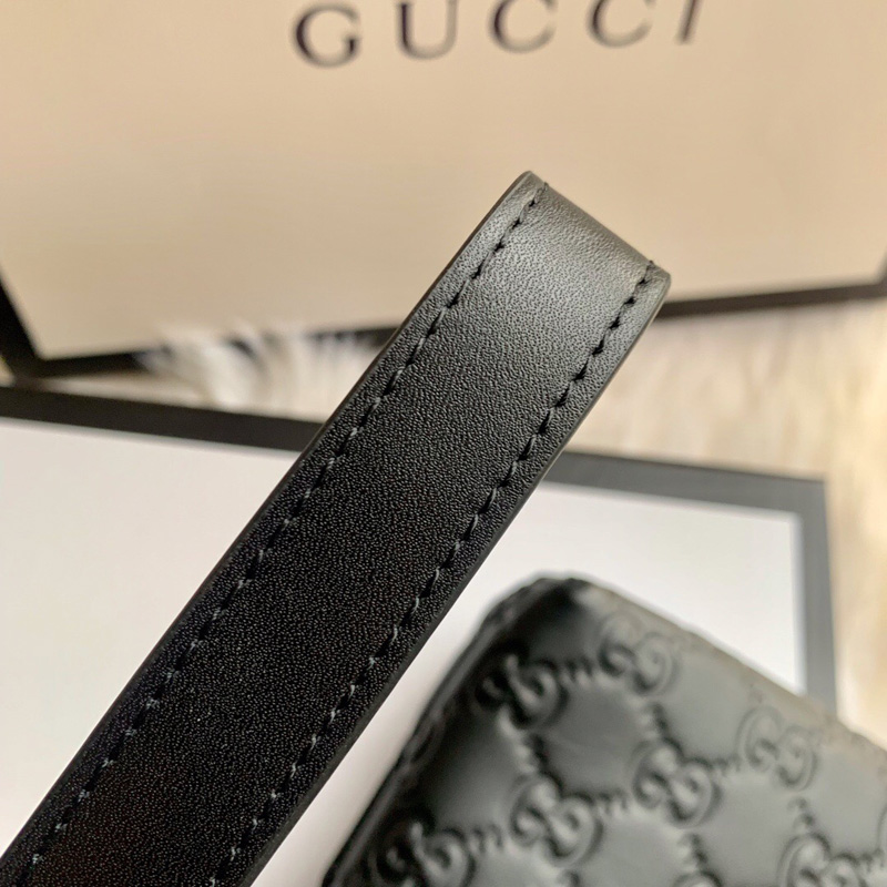 473881 GUCCI Gucci Signature 柔軟質地 男包 手拿腕包 黑色