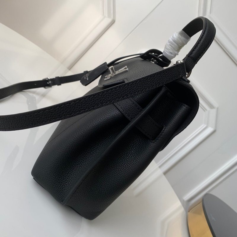 M53937 LV LOCKME EVER BB 手袋 2019 秋季新款女包 黑色