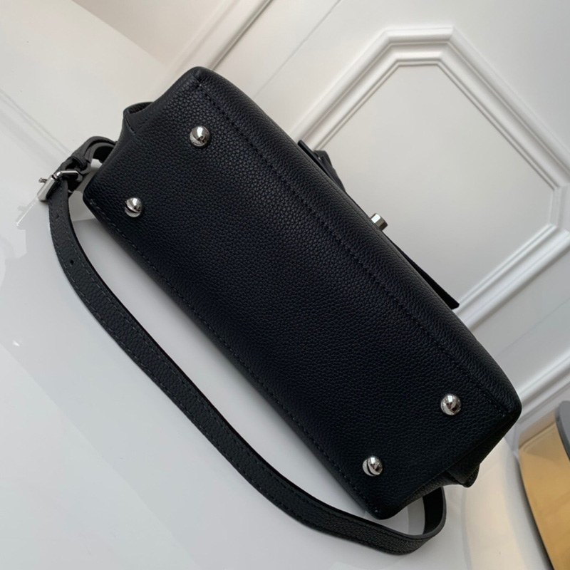 M53937 LV LOCKME EVER BB 手袋 2019 秋季新款女包 黑色