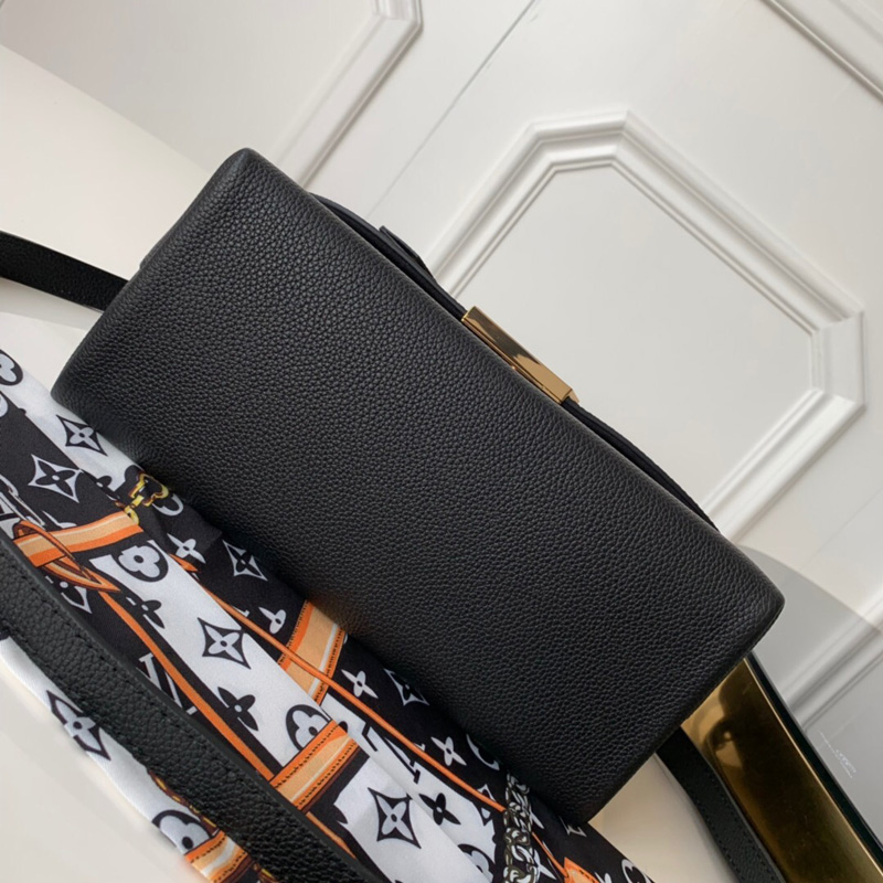 M53771 LV Volta 手袋 2019新款 LV全皮女包 黑色