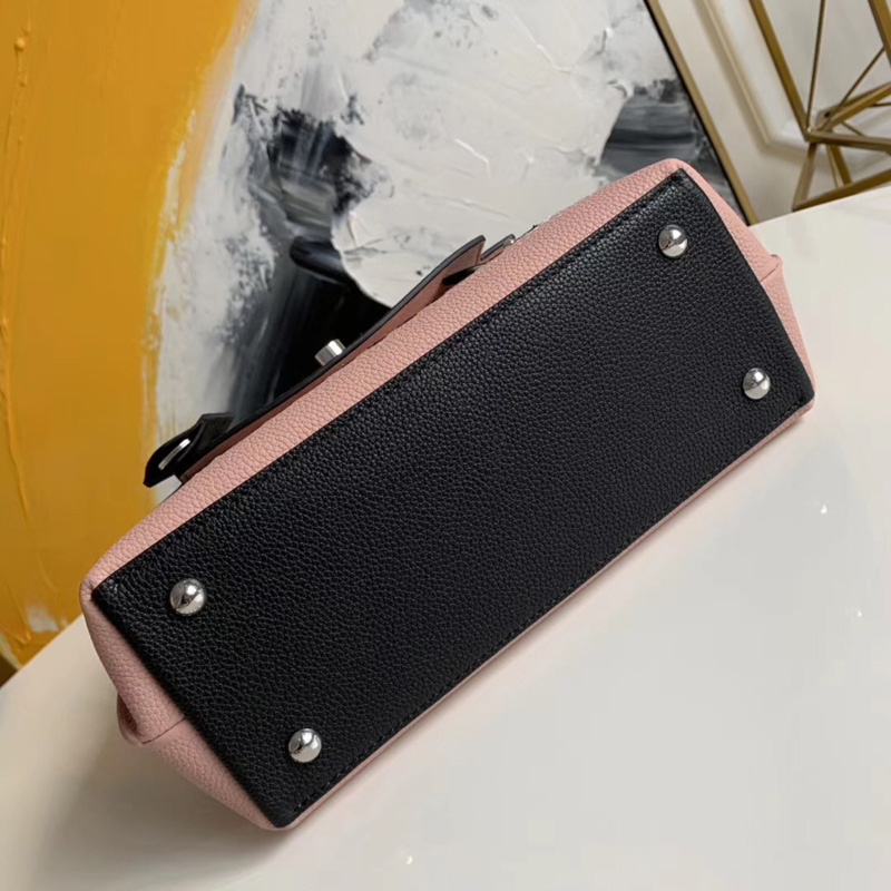 M53952 LV LOCKME EVER BB 手袋 LV小牛皮花卉手提單肩包