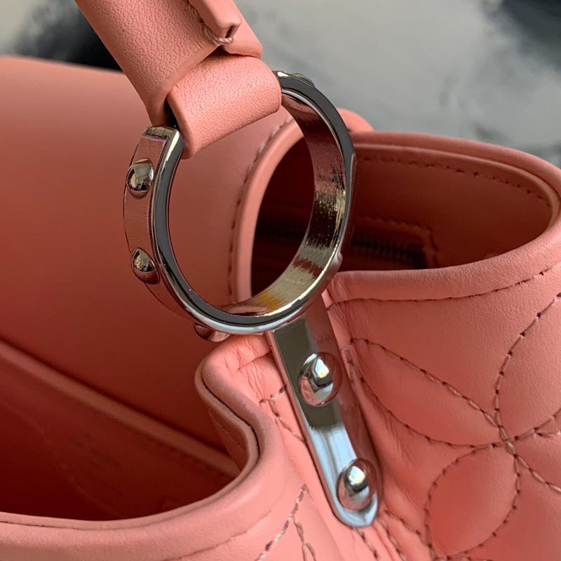 M55534 LV CAPUCINES BB 手袋 Monogram 花卉綿羊皮女包 粉色