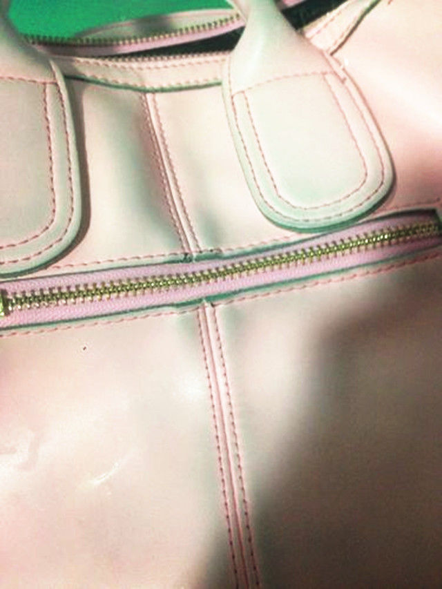 香奈兒小羊皮包磨損修復方式,Chanel羊皮磨損怎么辦?