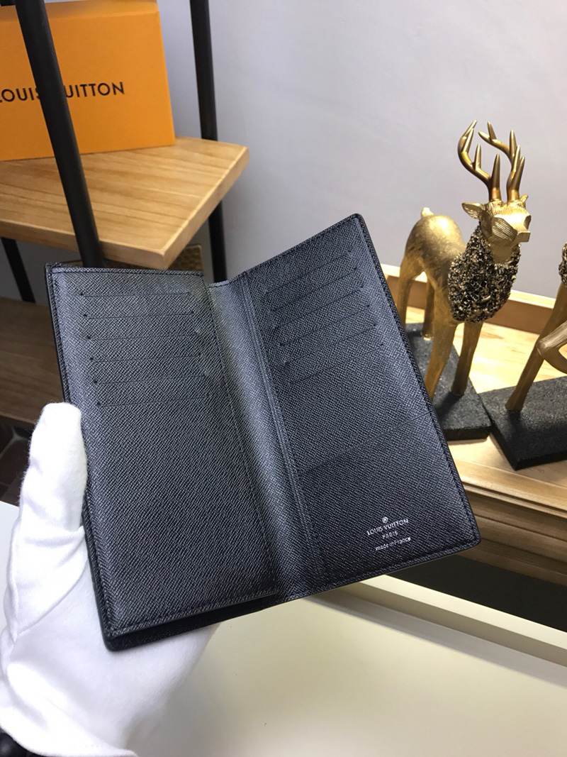 M60622 LV 路易.威登 Brazza 黑色Epi皮革錢包 LV全皮錢包 LV錢夾