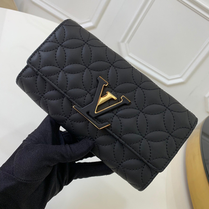 M68590 LV CAPUCINES 錢夾 LV鉤扣女士長款錢夾 黑色