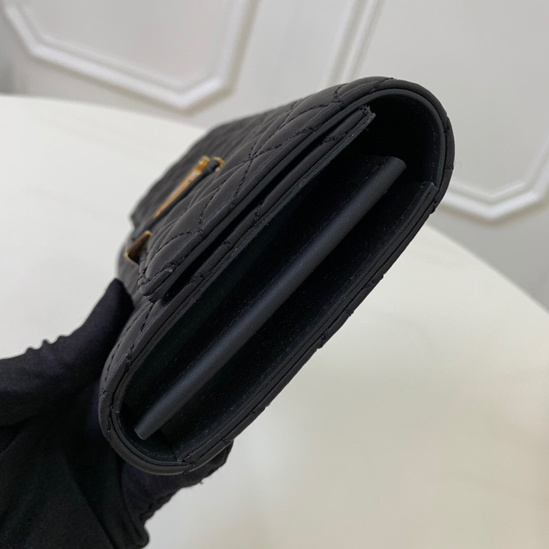 M68590 LV CAPUCINES 錢夾 LV鉤扣女士長款錢夾 黑色