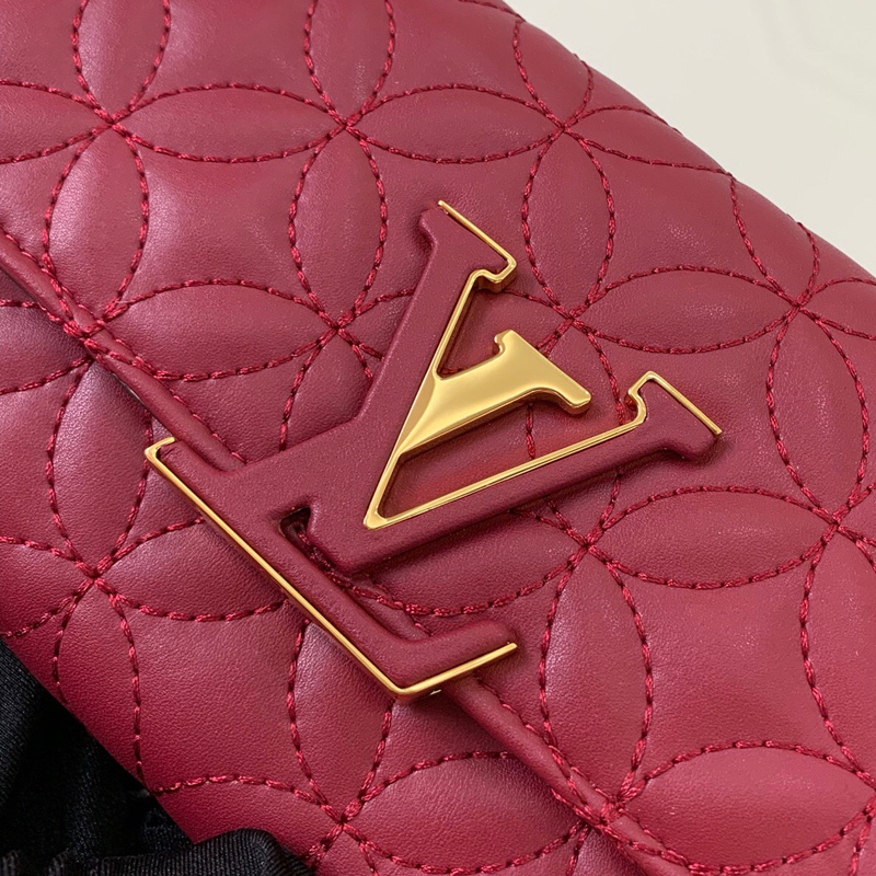 M68590 LV CAPUCINES 錢夾 LV鉤扣女士長款錢夾 玫紅