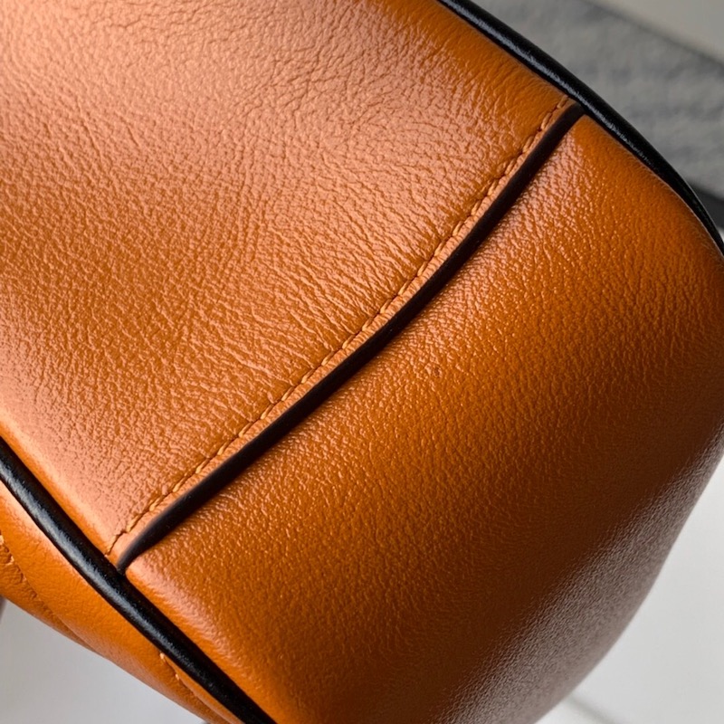 443497 GG Marmont 系列小號肩背包 褐紅色斜紋女包