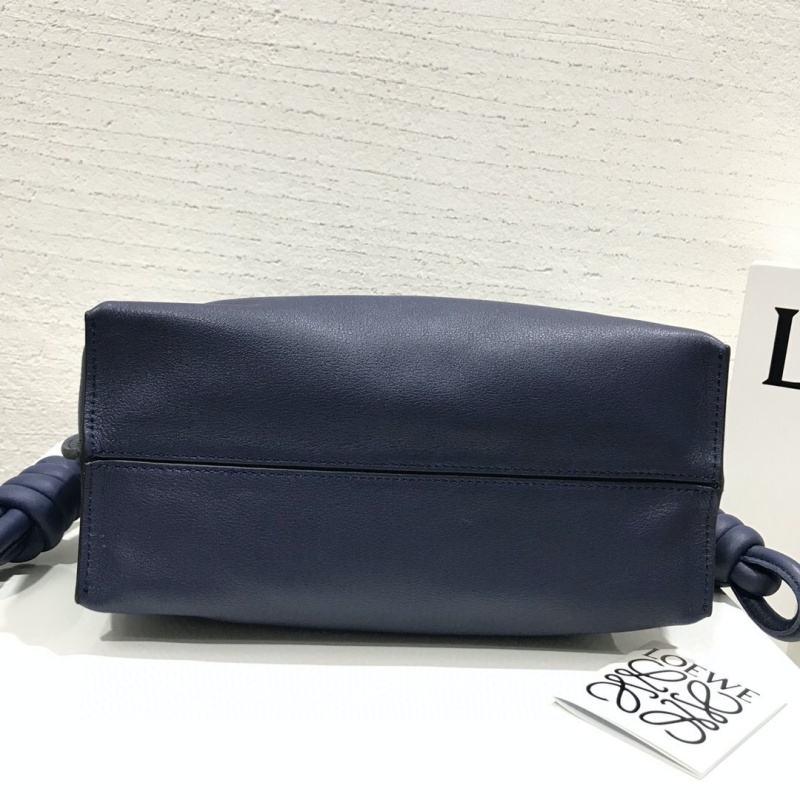 A411FC1X01 Loewe FLAMENCO繩結系列手拿包 深藍色