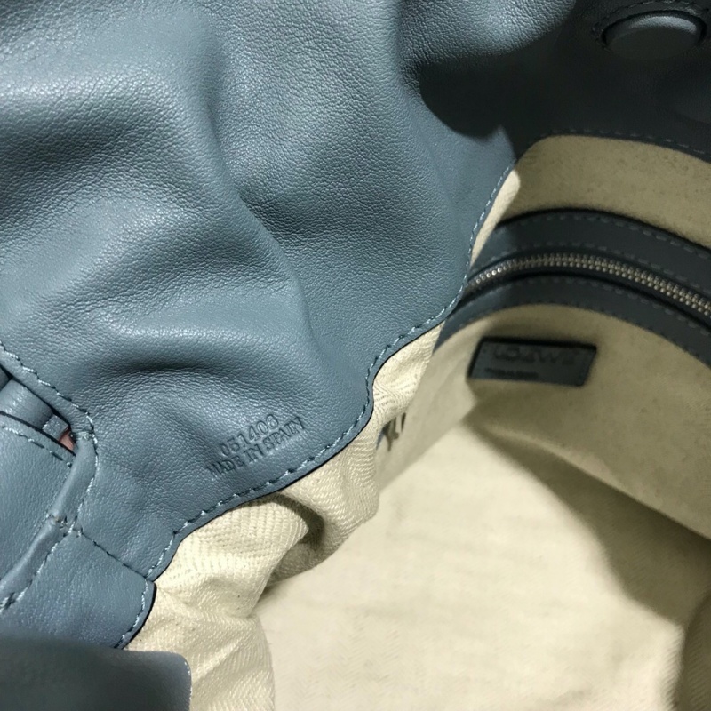 A411FC1X01 Loewe FLAMENCO繩結系列手拿包 霧霾藍