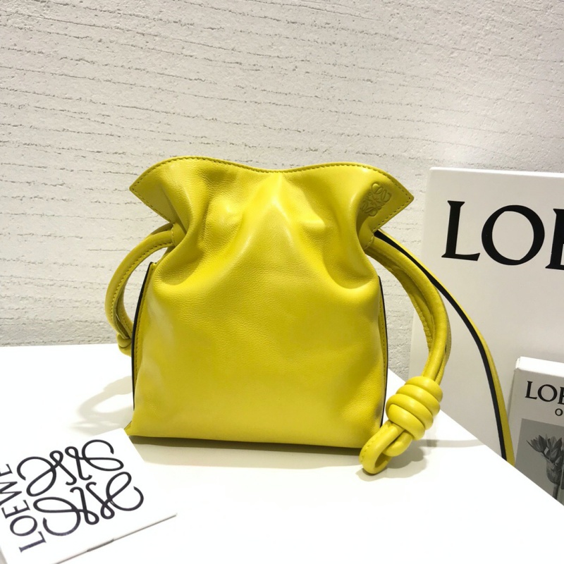 A411 Loewe MINI FLAMENCO KNOT繩結系列手拿包 黃色