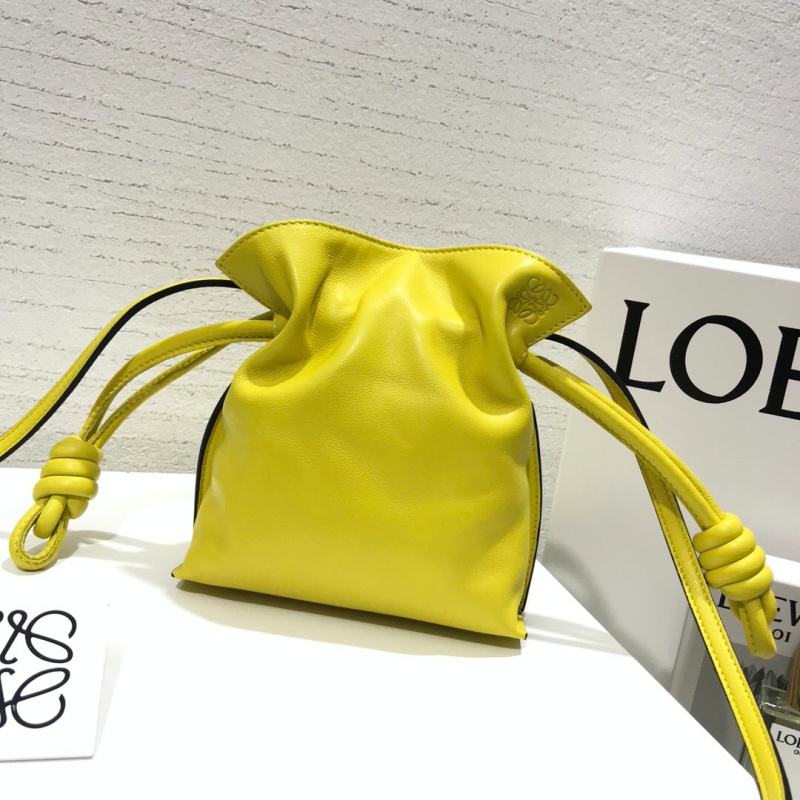 A411 Loewe MINI FLAMENCO KNOT繩結系列手拿包 黃色