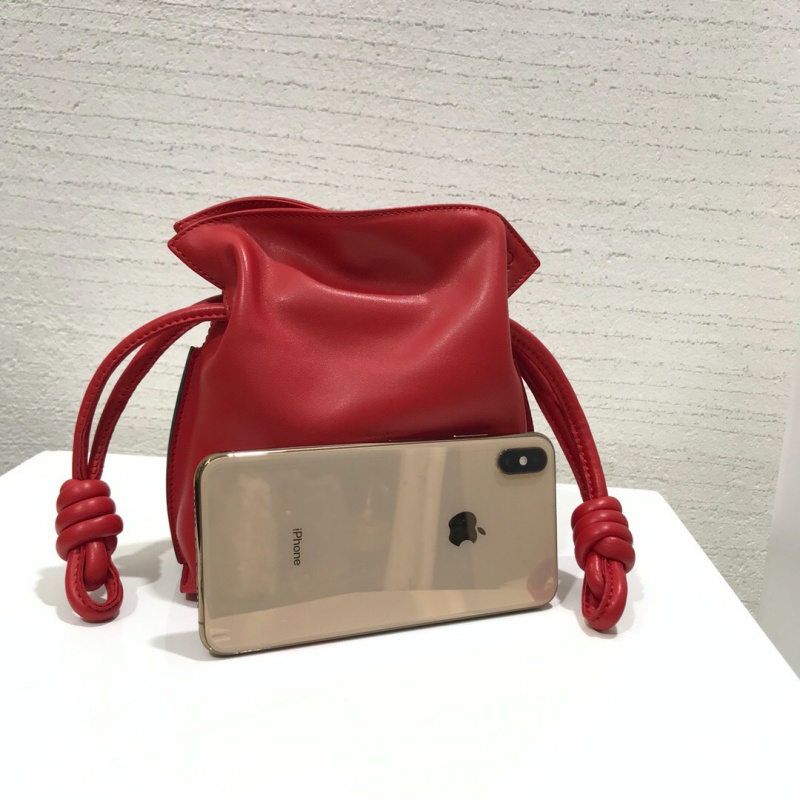 A411 Loewe MINI FLAMENCO KNOT繩結系列手拿包 紅色